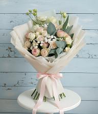 Букет цветов из:  Розы и Лизиантусы в Чердаклах