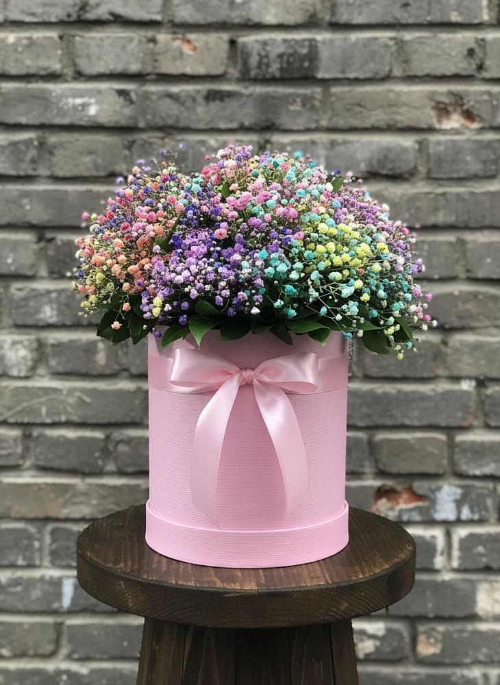 Цветочная композиция из Гипсофила и Розы в шляпной коробке в Чердаклах