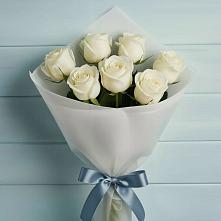 Букет 7 Белых роз Эдлесс Лав в Чердаклах