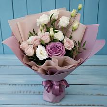 Букет цветов из:  Розы и Лизиантусы в Чердаклах