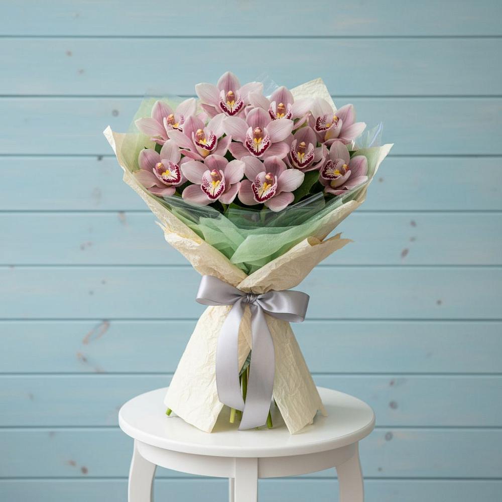 Букет цветов из: Орхидеи и Розы в Чердаклах