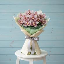 Букет цветов из:  Орхидеи и Розы #REPLACE_PRED# Чердаклах