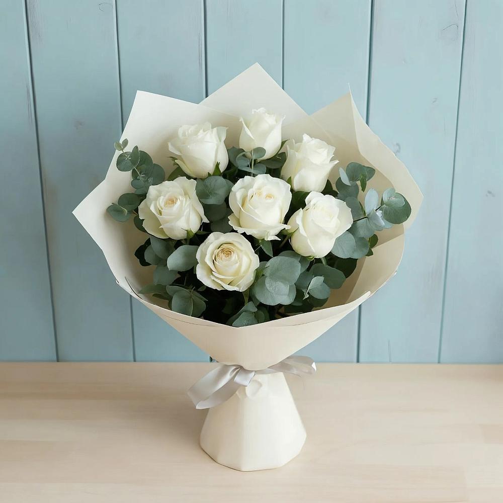 Букет Белые розы в Эвкалипте в Чердаклах