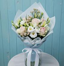 Букет цветов из:  Розы и Лизиантусы в Чердаклах