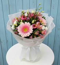 Букет цветов из:  Герберы, Альстромерии и Лизиантусы в Чердаклах