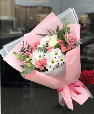 Букет цветов из: Розы, Лизиантусы и Хризантемы в Чердаклах